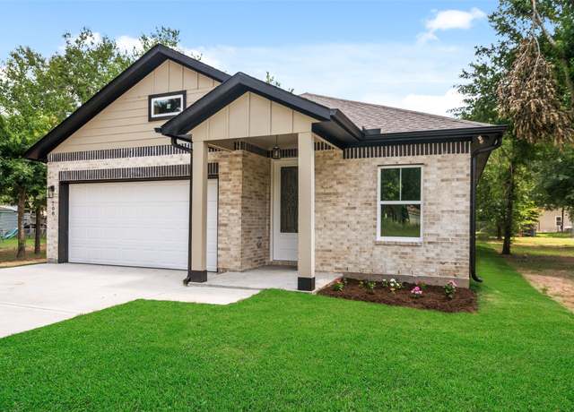 Property at 708 Azalea St, Prairie View, TX 77484, 4 beds, 2 baths