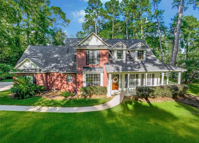 Property at 14 Creek Forest Ln, Conroe, TX 77384, 3 beds, 2.5 baths