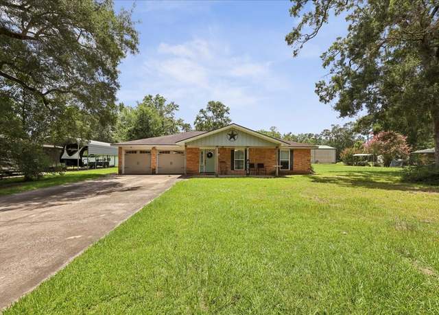 Property at 730 Strickland St, Vidor, TX 77662, 3 beds, 2 baths
