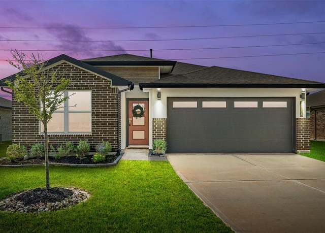 Property at 14706 Sweet Water Dr, Baytown, TX 77523, 4 beds, 2 baths