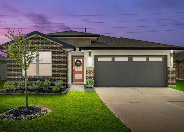 Property at 14706 Sweet Water Dr, Baytown, TX 77523, 4 beds, 2 baths