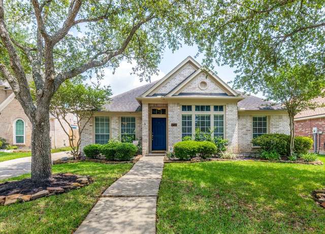 Property at 8710 Candleshine Cir, Houston, TX 77095, 3 beds, 2 baths
