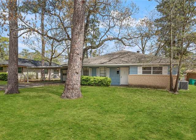 Property at 1504 N San Jacinto St, Conroe, TX 77301, 3 beds, 1 bath
