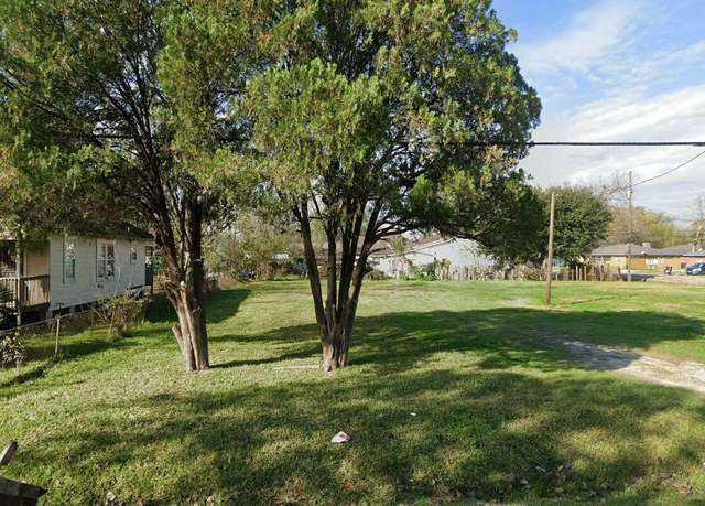 Property at 3717 Sakowitz St, Houston, TX 77026