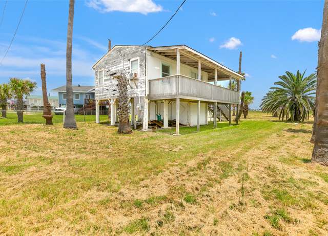 Property at 314 Oyster St, Surfside Beach, TX 77541, 2 beds, 1 bath