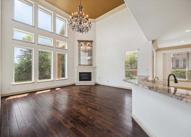 Property at 27 Tioga Pl, Tomball, TX 77375, 5 beds, 4 baths