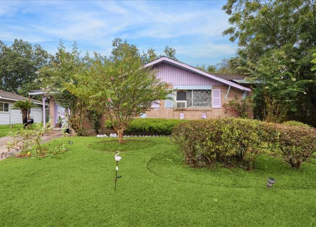 Property at 12711 Claygate Dr, Houston, TX 77047, 3 beds, 1 bath