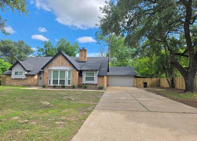 Property at 7819 Bellaire Blvd, Houston, TX 77036, 3 beds, 2 baths