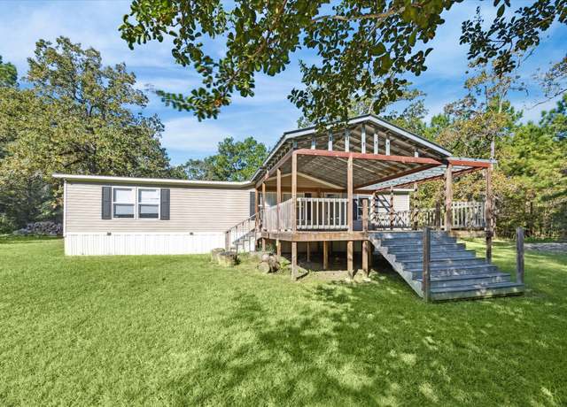 Property at 7 Pine Trl, Magnolia, TX 77355, 3 beds, 2 baths