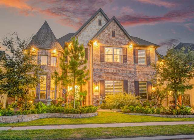 Property at 28280 Woodley Dr, Spring, TX 77386, 5 beds, 4.5 baths