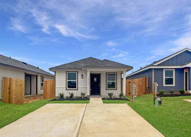 Property at 12355 Sword Point Ct, Willis, TX 77378, 2 beds, 1 bath