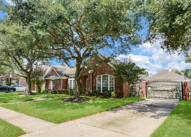 Property at 4126 Stillwater Dr, Missouri City, TX 77459, 4 beds, 3 baths