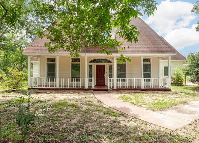 Property at 4665 Iron Oaks Dr, Beaumont, TX 77713, 3 beds, 2.5 baths