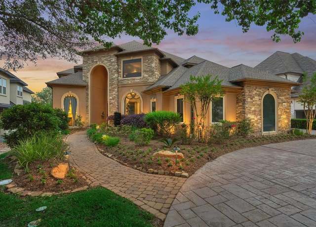 Property at 235 Sarasota Cir S, Montgomery, TX 77356, 4 beds, 4.5 baths