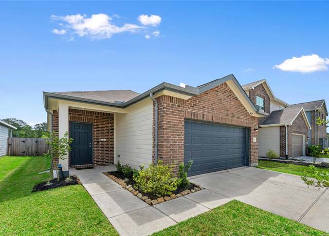 Property at 10138 California Lily Ln, Houston, TX 77016, 3 beds, 2 baths