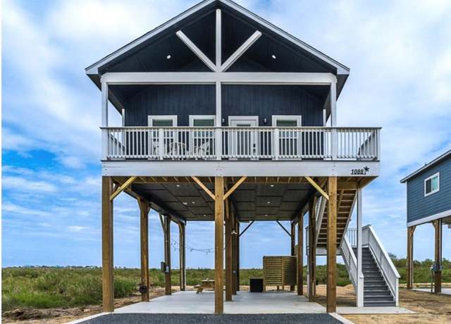 Property at 1088 Johnson Rd, Gilchrist, TX 77617, 2 beds, 2 baths
