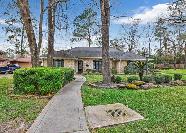 Property at 735 Angelina Dr, Conroe, TX 77302, 3 beds, 2 baths