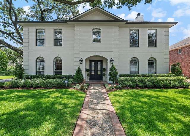 Property at 5001 Wedgewood Dr, Bellaire, TX 77401, 4 beds, 3 baths