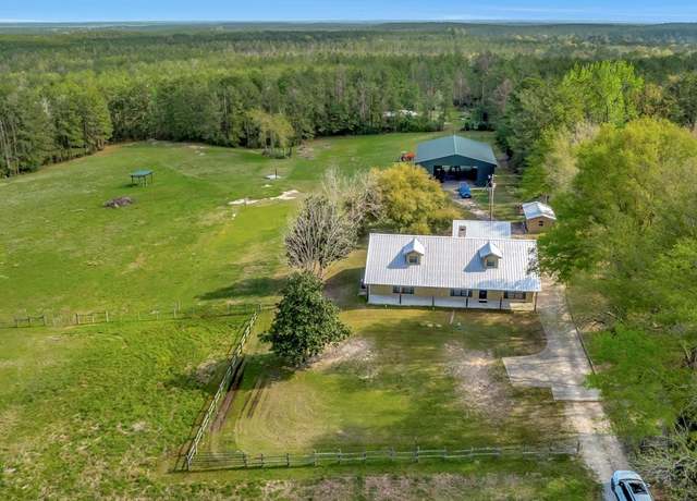 Property at 759 W Barnum Loop, Corrigan, TX 75939, 3 beds, 2 baths