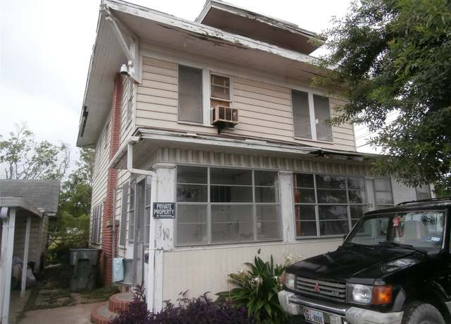 Property at 428 Augusta Ave, Port Arthur, TX 77640, 6 beds, 2 baths