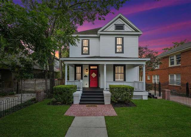 Property at 1214 Heights Blvd, Houston, TX 77008, 3 beds, 3 baths