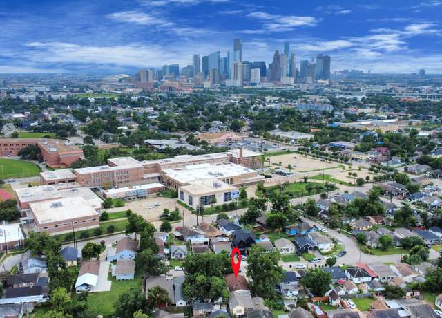 Property at 1247 Common Park Dr, Houston, TX 77009, 2 beds, 1.5 baths