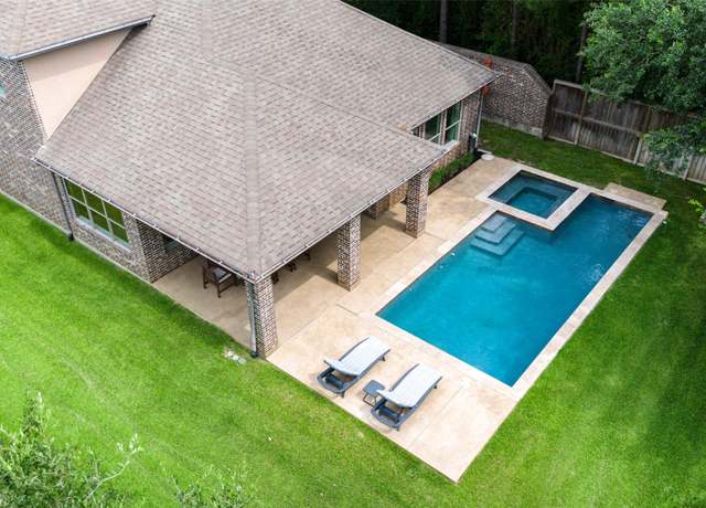 Property at 203 Oarwood Pl, Spring, TX 77389, 4 beds, 4 baths