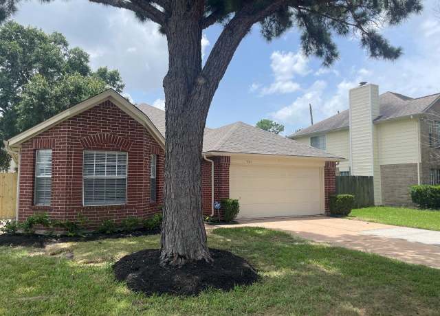 Property at 9311 Rippling Fields Dr, Houston, TX 77064, 3 beds, 2 baths