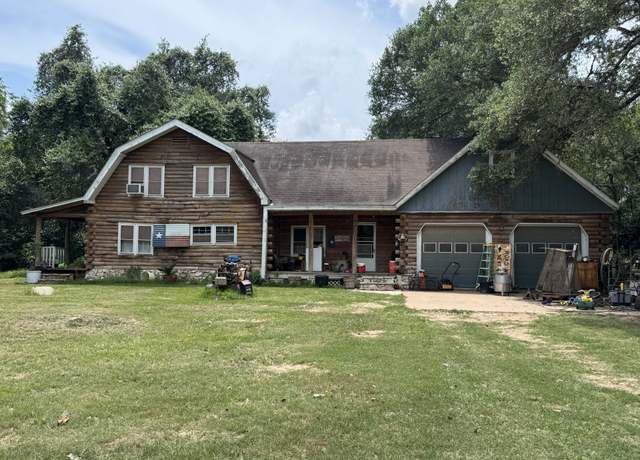 Property at 12392 Fm 1300 Rd, Louise, TX 77455, 3 beds, 3.5 baths
