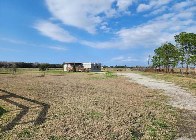 Property at 3373 E Highway 6, Alvin, TX 77511, 1 bed, 1 bath
