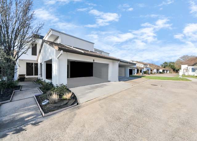 Property at 7655 S Braeswood Blvd #2, Houston, TX 77071, 2 beds, 2.5 baths