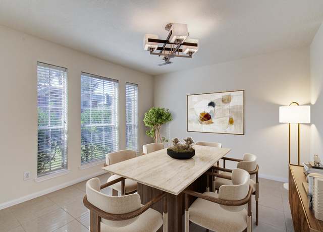 Property at 5330 Imperial Grove Dr, Houston, TX 77066, 3 beds, 2.5 baths