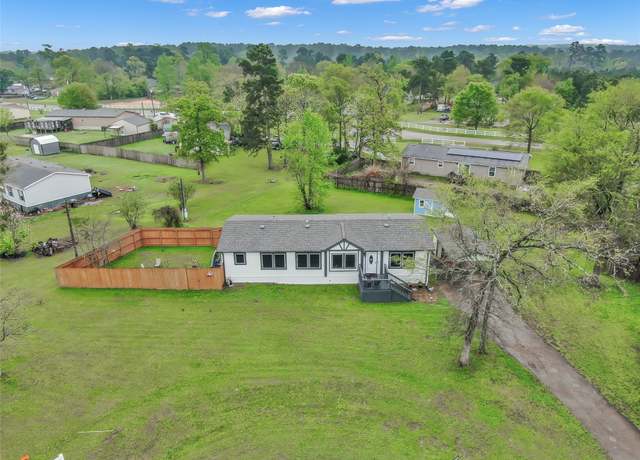 Property at 25311 Bluff View Ct, Magnolia, TX 77355, 3 beds, 2 baths