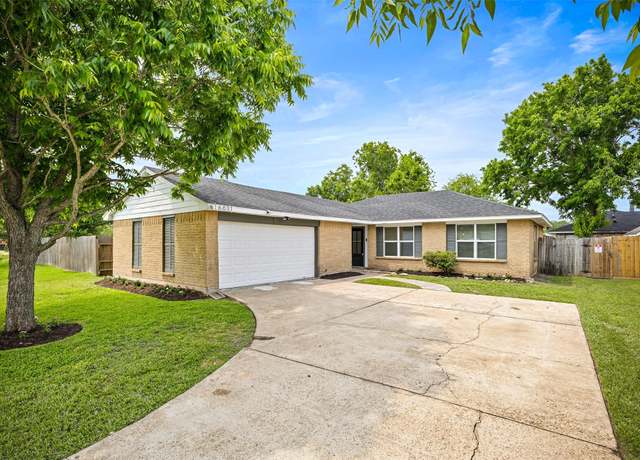 Property at 16631 Quiet Quail Dr, Missouri City, TX 77489, 3 beds, 2 baths
