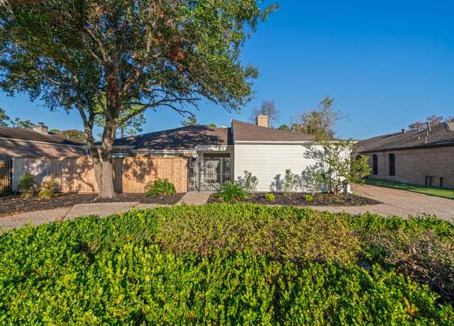 Property at 11422 Lakeside Place Dr, Houston, TX 77077, 4 beds, 2 baths