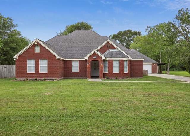 Property at 11503 Davidson Rd, Beaumont, TX 77705, 4 beds, 3 baths