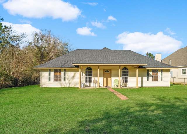 Property at 720 Ezekiel Smith St, Prairie View, TX 77484, 3 beds, 2 baths