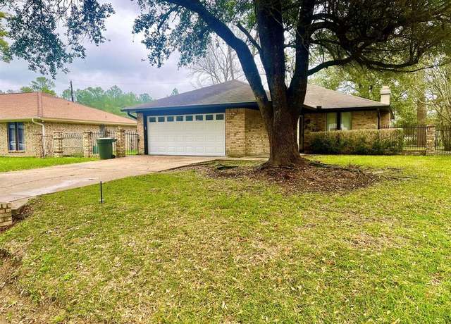 Property at 9530 Cumberland Dr, Beaumont, TX 77708, 3 beds, 2 baths