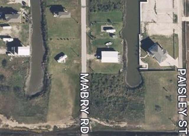 Property at 1035 Mabry, Gilchrist, TX 77617