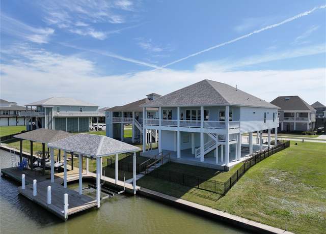 Property at 2101 Laguna Harbor Cove Blvd, Port Bolivar, TX 77650, 5 beds, 4 baths