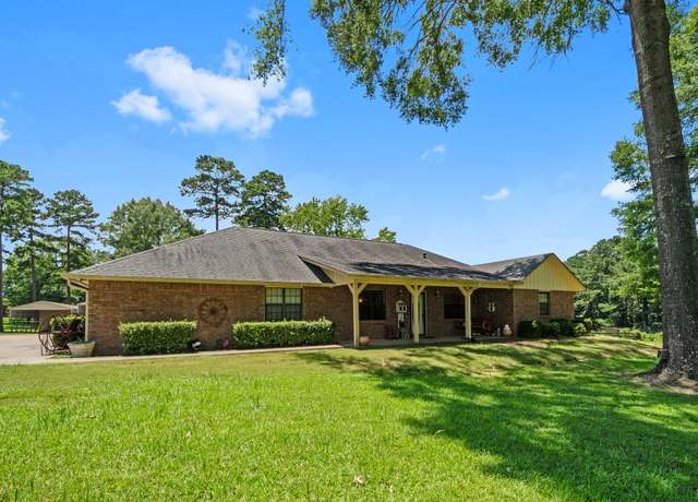 Property at 1561 Us Highway 69 N N, Woodville, TX 75979, 3 beds, 4 baths