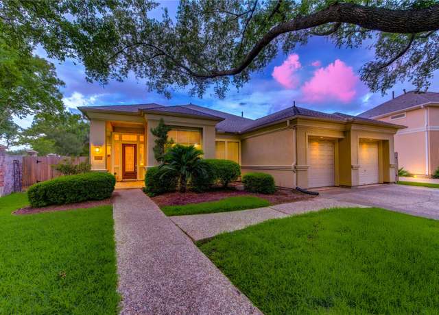 Property at 13542 N Tracewood Bnd, Houston, TX 77077, 3 beds, 3 baths