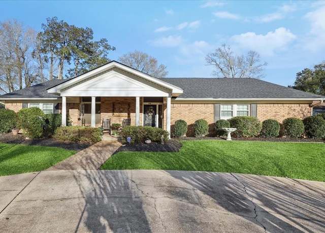 Property at 640 Goodhue, Beaumont, TX 77713, 4 beds, 2.5 baths