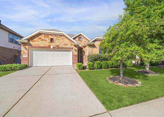 Property at 13003 Foxwood Creek Ln, Houston, TX 77044, 3 beds, 2 baths