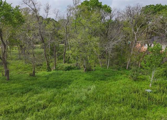 Property at 21502 Chenango Lake Dr, Angleton, TX 77515