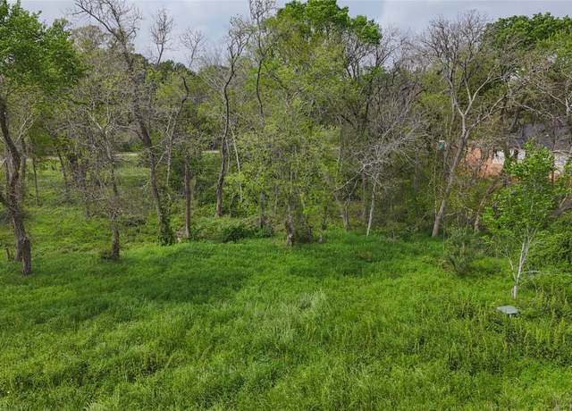 Property at 21502 Chenango Lake Dr, Angleton, TX 77515