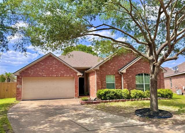 Property at 16038 Belleshire Ln, Houston, TX 77084, 3 beds, 2 baths