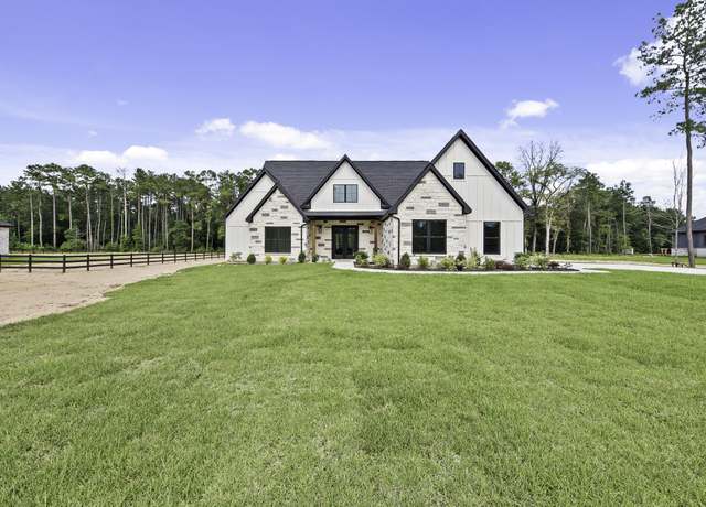 Property at 15037 Tybee Ln, Conroe, TX 77306, 4 beds, 3.5 baths