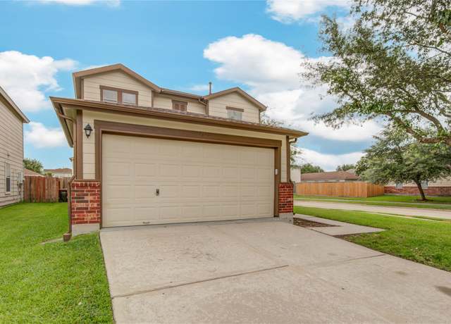 Property at 7255 Liberty Mesa Ln, Houston, TX 77049, 3 beds, 2.5 baths