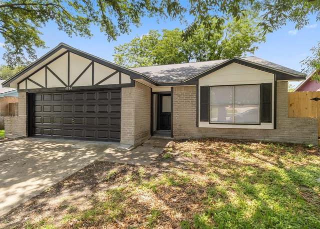 Property at 4904 Deerwood Cir, Baytown, TX 77521, 3 beds, 2 baths